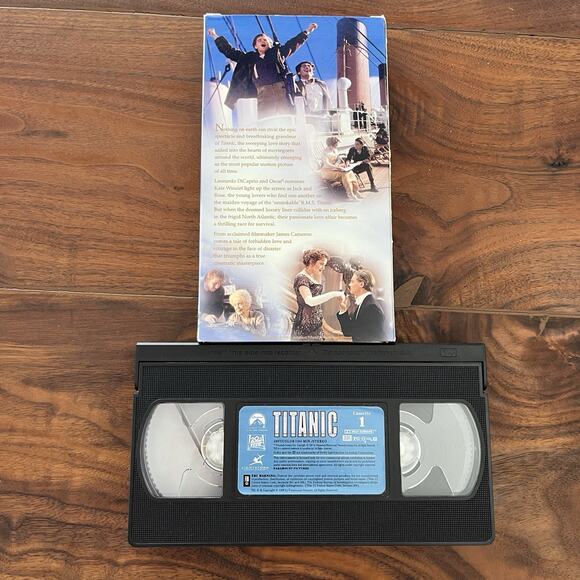 Titanic 2xVHS Tape Set 1998 Leonardo DiCaprio Kate Winslet - Picture 7 of 7